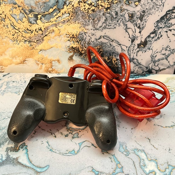 Mad Catz PS2 Dual Force 2 Pro Turbo Controller Red Playstation 2 Wired Tested - Picture 2 of 3